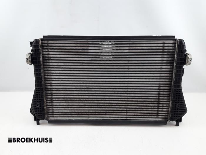 Usados Intercooler Volkswagen Golf VI (5K1) 2.0 GTI 16V Edition 35 Precio € 60,00 Norma de margen ofrecido por Autobedrijf Broekhuis B.V.