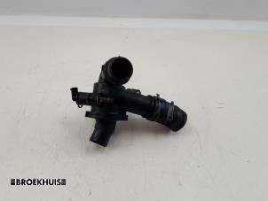 Used Thermostat housing Mercedes C (W205) C-200d 2.2 16V Price € 50,00 Margin scheme offered by Autobedrijf Broekhuis B.V.