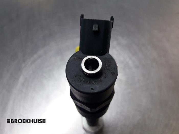 Injecteurs d'un Fiat Doblo (223A/119) 1.9 JTD 2003