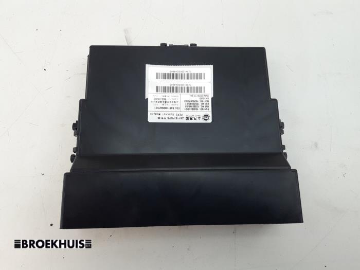 Używane Modul keyless vehicle MG ZS EV Cena € 60,00 Procedura marży oferowane przez Autobedrijf Broekhuis B.V.