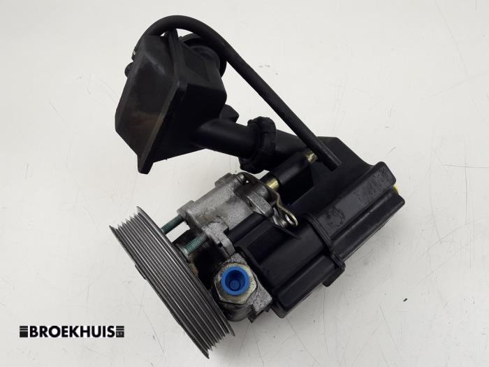 Power steering pump from a Porsche Boxster (986) 3.2 S 24V 2000