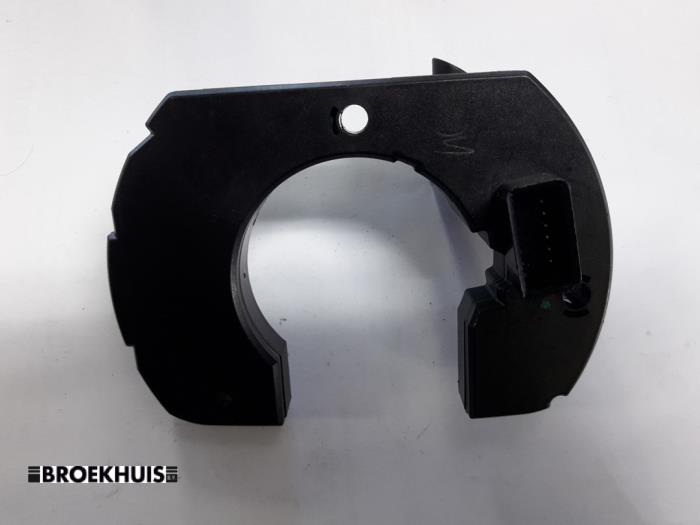 Begagnade Styrvinkelsensor Mercedes E (W211) 2.2 E-200 CDI 16V Pris € 25,00 Marginaltabell erbjuds av Autobedrijf Broekhuis B.V.