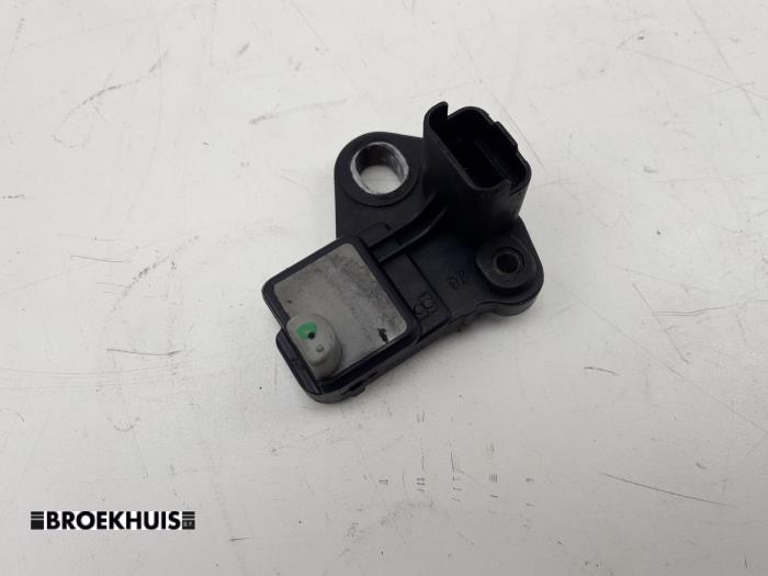 Begagnade Vevaxelsensor Peugeot 5008 I (0A/0E) 1.6 HDiF 16V Pris € 10,00 Marginaltabell erbjuds av Autobedrijf Broekhuis B.V.