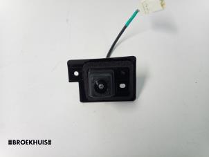 Używane Kamera cofania Mitsubishi Outlander (GF/GG) 2.0 16V 4x2 Cena € 125,00 Procedura marży oferowane przez Autobedrijf Broekhuis B.V.