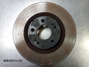 Used Front brake disc Mitsubishi Outlander (GF/GG) 2.0 16V 4x2 Price € 30,00 Margin scheme offered by Autobedrijf Broekhuis B.V.