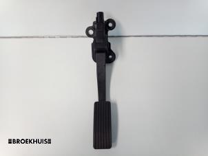 Used Accelerator pedal Mitsubishi Outlander (GF/GG) 2.0 16V 4x2 Price € 50,00 Margin scheme offered by Autobedrijf Broekhuis B.V.
