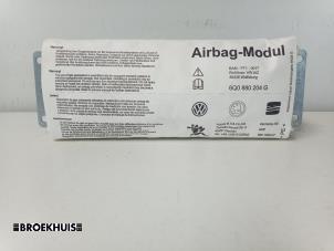 Usagé Airbag droite (tableau de bord) Skoda Fabia (6Y5) 1.4i 16V Prix € 35,00 Règlement à la marge proposé par Autobedrijf Broekhuis B.V.