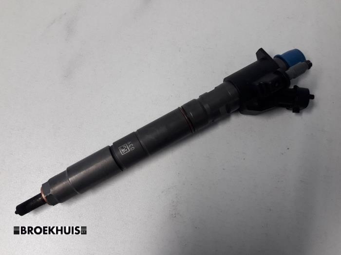Usagé Injecteurs Volvo V70 (BW) 2.4 D5 20V 215 AWD Autom. Prix € 80,00 Règlement à la marge proposé par Autobedrijf Broekhuis B.V.