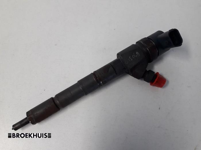 Usados Inyector (diésel) Opel Insignia 2.0 CDTI 16V 130 Ecotec Precio € 75,00 Norma de margen ofrecido por Autobedrijf Broekhuis B.V.