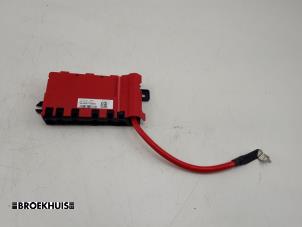 Used Fuse box BMW 3 serie Touring (F31) 320d 2.0 16V Price € 25,00 Margin scheme offered by Autobedrijf Broekhuis B.V.