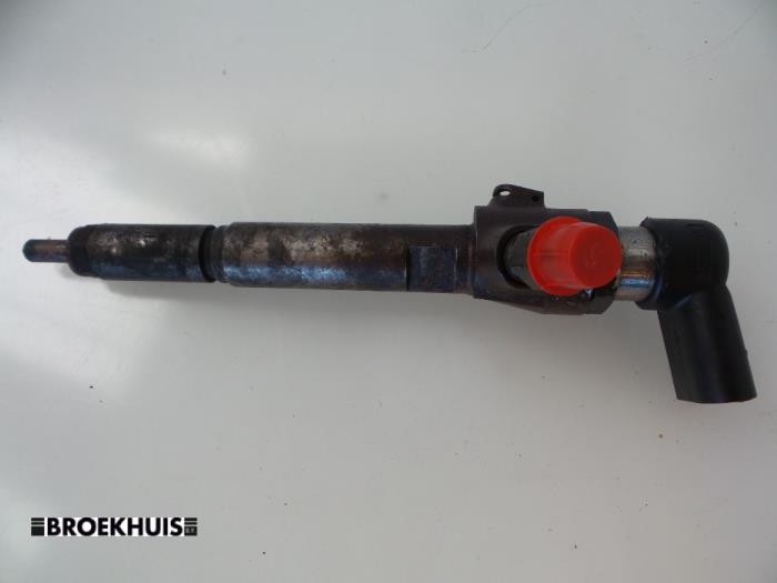 Injector (diesel) from a Renault Grand Scénic II (JM) 1.5 dCi 105 2006