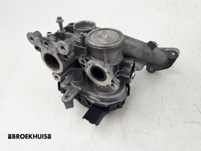 Gebrauchte AGR Ventil Peugeot 5008 II (M4/MC/MJ/MR) 1.6 BlueHDi 120 Preis € 50,00 Margenregelung angeboten von Autobedrijf Broekhuis B.V.