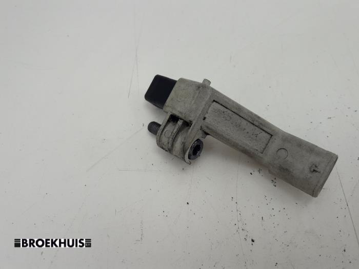 Begagnade Vevaxelsensor Skoda Superb (3V3) 1.6 TDI Pris € 20,00 Marginaltabell erbjuds av Autobedrijf Broekhuis B.V.