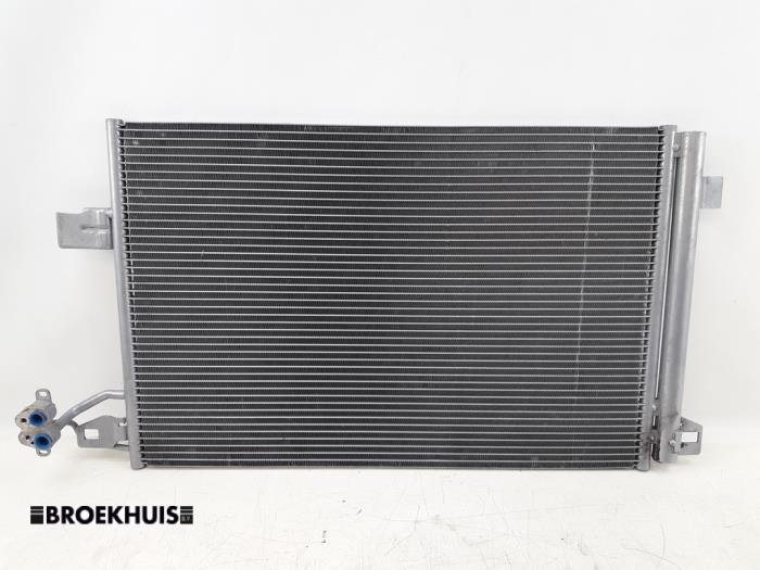 Begagnade AC-radiator Volkswagen Transporter T5 2.0 TDI DRF Pris € 48,40 Inklusive moms erbjuds av Autobedrijf Broekhuis B.V.