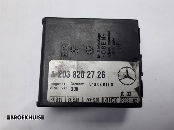 Alarm Modul van een Mercedes-Benz C (W203) 2.2 C-200 CDI 16V 2001