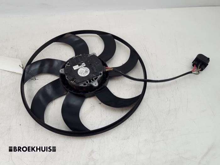 Gebrauchte Kühlrippe Motor Audi A3 Limousine (8VS/8VM) 1.4 TFSI ACT 16V Preis € 75,00 Margenregelung angeboten von Autobedrijf Broekhuis B.V.