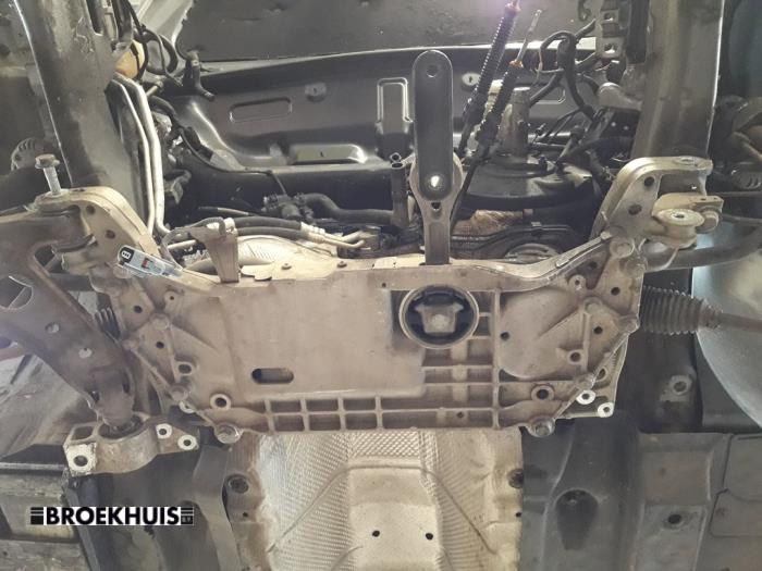 Usagé Faux châssis Volkswagen Golf Plus (5M1/1KP) 1.6 FSI 16V Prix sur demande proposé par Autobedrijf Broekhuis B.V.