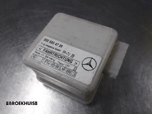 Gebrauchte Alarm Modul Mercedes C (W202) 1.8 C-180 16V Preis € 15,00 Margenregelung angeboten von Autobedrijf Broekhuis B.V.