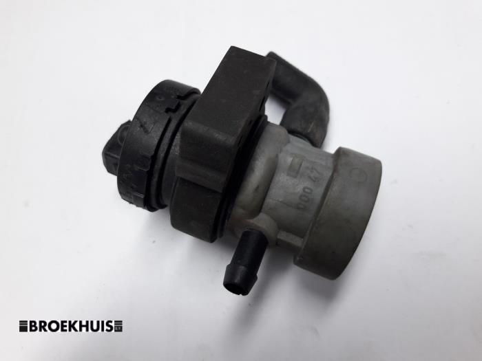 Gebrauchte ASD-Ventil Mercedes C (W202) 1.8 C-180 16V Preis € 20,00 Margenregelung angeboten von Autobedrijf Broekhuis B.V.