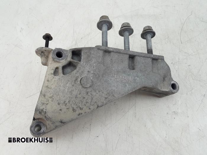 Used Engine mount Volkswagen Transporter/Caravelle T5 2.0 TDI DRF Price € 18,15 Inclusive VAT offered by Autobedrijf Broekhuis B.V.