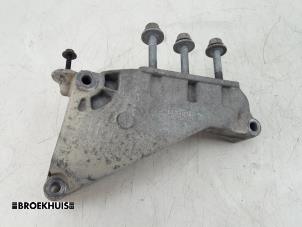 Usados Soporte de motor Volkswagen Transporter/Caravelle T5 2.0 TDI DRF Precio € 18,15 IVA incluido ofrecido por Autobedrijf Broekhuis B.V.