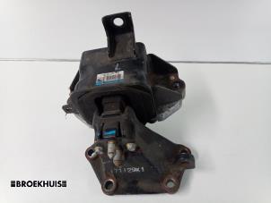 Used Gearbox mount Kia Sportage (QL) 1.7 CRDi 16V 4x2 Price € 60,00 Margin scheme offered by Autobedrijf Broekhuis B.V.