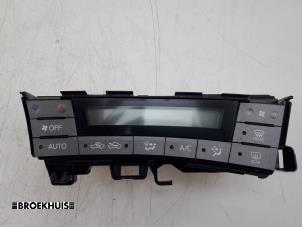 Used Heater control panel Toyota Prius (ZVW3) 1.8 16V Price € 60,00 Margin scheme offered by Autobedrijf Broekhuis B.V.