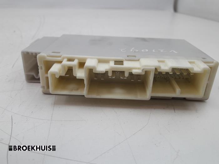 Module (miscellaneous) from a Toyota Prius (ZVW3) 1.8 16V 2012