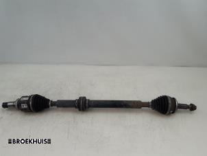 Used Front drive shaft, right Toyota Prius (ZVW3) 1.8 16V Price € 45,00 Margin scheme offered by Autobedrijf Broekhuis B.V.