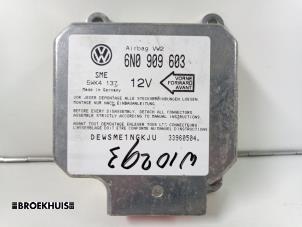 Usados Módulo de Airbag Volkswagen Sharan (7M8/M9/M6) 1.9 TDI 90 Precio € 20,00 Norma de margen ofrecido por Autobedrijf Broekhuis B.V.