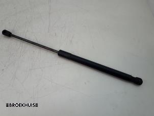 Used Rear gas strut, right Skoda Fabia (6Y2) 1.4i 16V Price on request offered by Autobedrijf Broekhuis B.V.