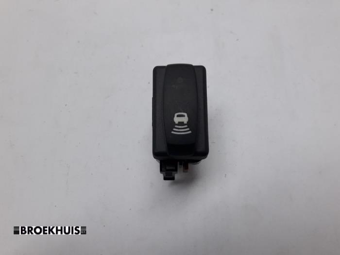 Usados Interruptor PDC Renault Espace (JK) Precio € 10,00 Norma de margen ofrecido por Autobedrijf Broekhuis B.V.