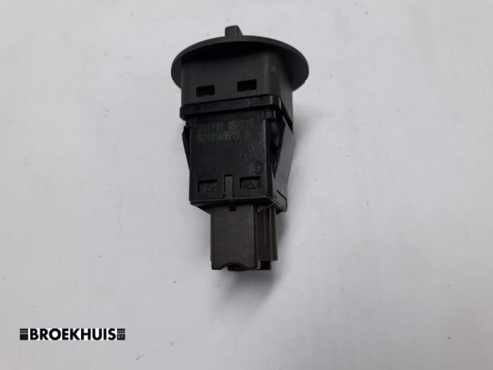 Airbag lock from a Renault Espace (JK) 2.0 16V 2006