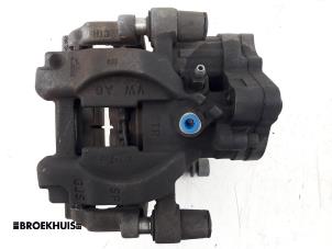 Used Rear brake calliper, right Skoda Kodiaq 2.0 TDI 150 16V Price € 80,00 Margin scheme offered by Autobedrijf Broekhuis B.V.