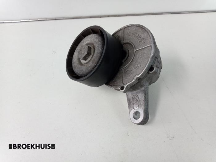 Usados Tensor correa múltiple Volkswagen Golf VII (AUA) 1.6 TDI BlueMotion 16V Precio € 15,00 Norma de margen ofrecido por Autobedrijf Broekhuis B.V.