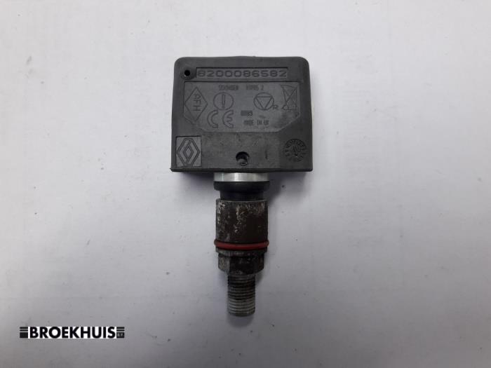Begagnade Däcktryckssensor Renault Laguna II Grandtour (KG) 1.8 16V Pris € 10,00 Marginaltabell erbjuds av Autobedrijf Broekhuis B.V.