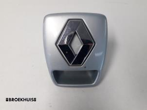 Gebrauchte Schalter Heckklappe Renault Laguna Preis € 15,00 Margenregelung angeboten von Autobedrijf Broekhuis B.V.