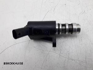Used Oil pressure switch Volkswagen Golf VIII (CD1) 1.0 eTSI 12V Price on request offered by Autobedrijf Broekhuis B.V.