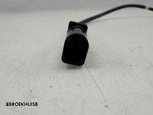 Lambda probe from a Volkswagen Golf VII (AUA) 1.0 TSI 12V BlueMotion 2019