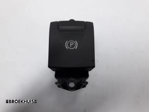 Used Parking brake switch Renault Scénic III (JZ) 1.6 Energy dCi 130 Price € 20,00 Margin scheme offered by Autobedrijf Broekhuis B.V.