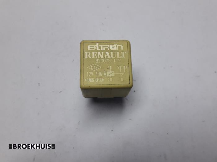 Begagnade Relä Renault Scénic II (JM) Pris € 5,00 Marginaltabell erbjuds av Autobedrijf Broekhuis B.V.