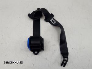 Used Rear seatbelt, left Volkswagen Up! (121) 1.0 12V 60 Price € 20,00 Margin scheme offered by Autobedrijf Broekhuis B.V.