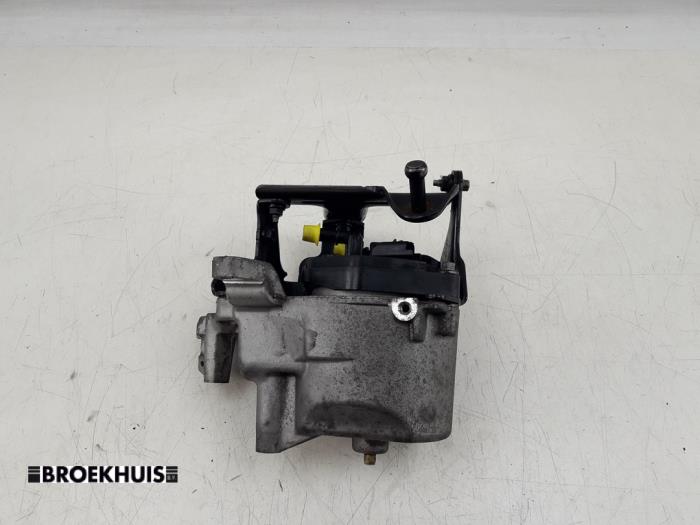 Fuel filter housing Ford Focus III Wagon 1.6 TDCi AV6Q9180CA