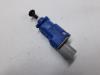 Clutch switch from a Renault Modus/Grand Modus (JP), 2004 / 2012 1.5 dCi 85, MPV, Diesel, 1.461cc, 63kW (86pk), FWD, K9K760; EURO4; K9K766; K9KT7, 2004-12 / 2012-12, FP0F; JP0F; JP09 2010