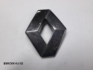 Used Emblem Renault Modus/Grand Modus (JP) 1.4 16V Price € 5,00 Margin scheme offered by Autobedrijf Broekhuis B.V.