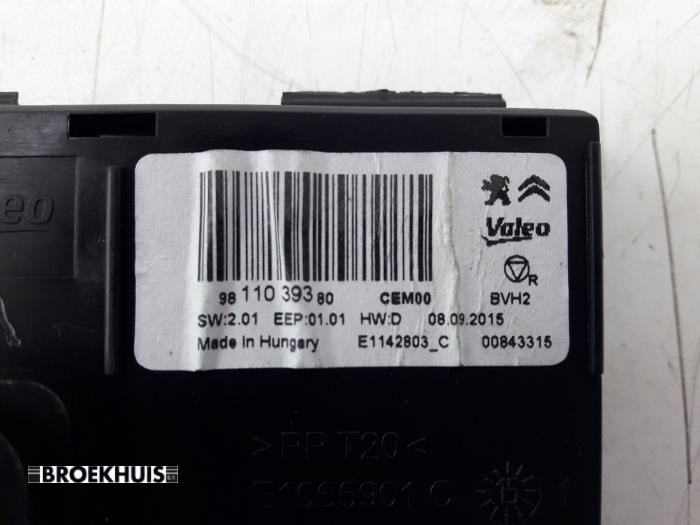 Sterownik ukladu chlodzenia z Peugeot 308 SW (L4/L9/LC/LJ/LR) 1.6 BlueHDi 120 2015