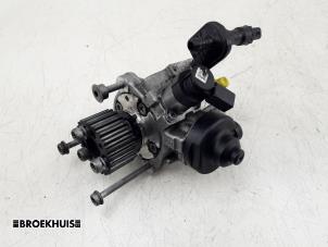 Używane Mechaniczna pompa paliwa Volkswagen Passat Variant (3C5) 2.0 TDI 16V 140 Cena € 100,00 Procedura marży oferowane przez Autobedrijf Broekhuis B.V.