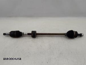 Used Front drive shaft, right Fiat 500 (312) 1.2 69 Price € 45,00 Margin scheme offered by Autobedrijf Broekhuis B.V.