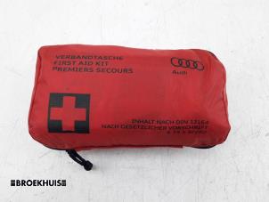 Used First aid kit Audi A3 Limousine (8VS/8VM) 1.5 35 TFSI 16V Price € 10,00 Margin scheme offered by Autobedrijf Broekhuis B.V.