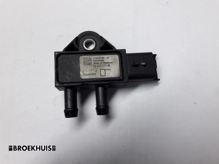 Begagnade Partikelfiltersensor Peugeot 407 SW (6E) 2.0 HDiF 16V Pris € 20,00 Marginaltabell erbjuds av Autobedrijf Broekhuis B.V.